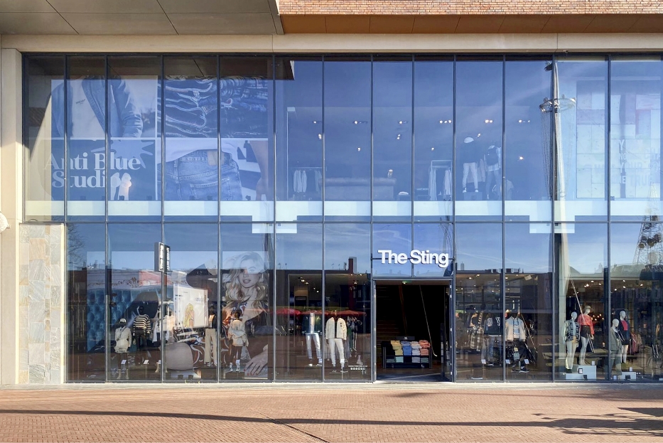 Store Image