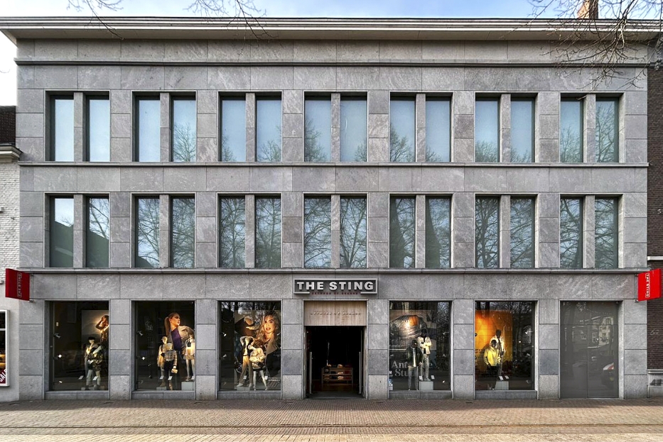 Store Image