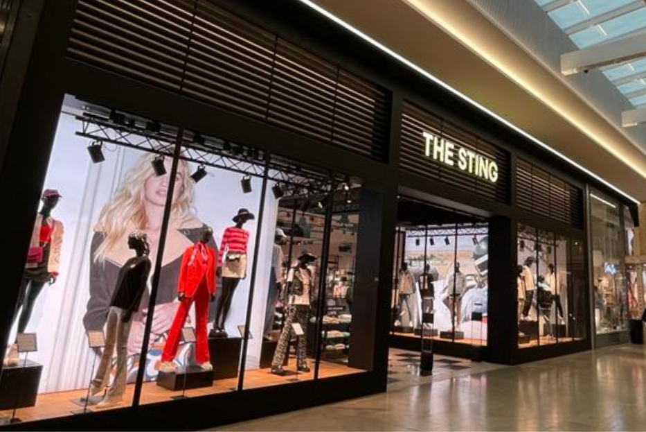Store Image